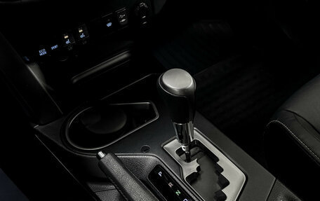 Toyota RAV4, 2017 год, 2 625 000 рублей, 17 фотография