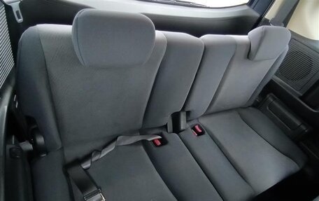 Honda Freed I, 2010 год, 690 000 рублей, 8 фотография