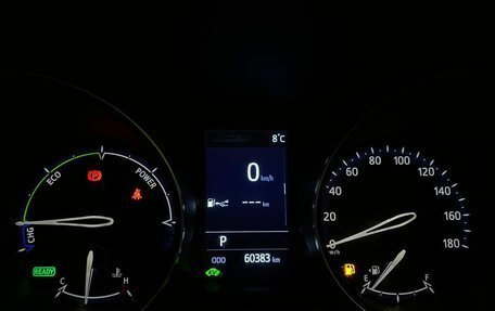 Toyota C-HR I рестайлинг, 2019 год, 2 120 000 рублей, 10 фотография