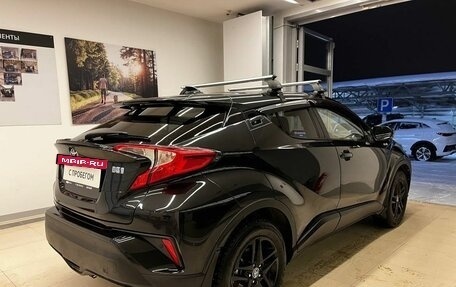 Toyota C-HR I рестайлинг, 2019 год, 2 120 000 рублей, 4 фотография