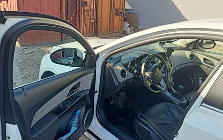 Chevrolet Cruze II, 2012 год, 700 000 рублей, 29 фотография