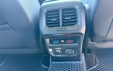 Volkswagen Tiguan II, 2020 год, 2 180 000 рублей, 15 фотография