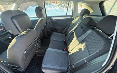 Volkswagen Tiguan II, 2020 год, 2 180 000 рублей, 27 фотография