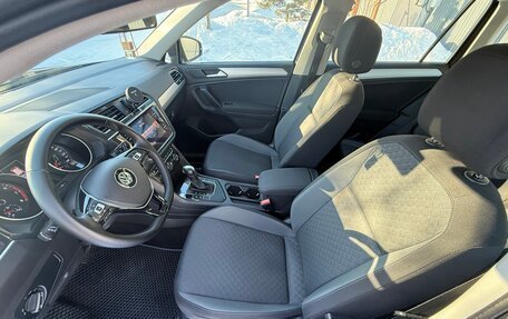 Volkswagen Tiguan II, 2020 год, 2 180 000 рублей, 26 фотография