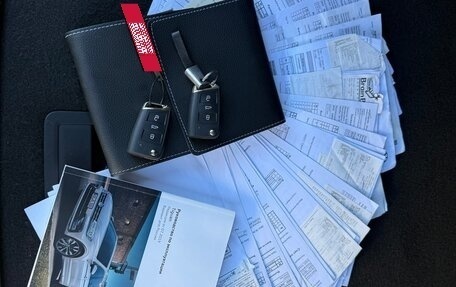 Volkswagen Tiguan II, 2020 год, 2 180 000 рублей, 38 фотография