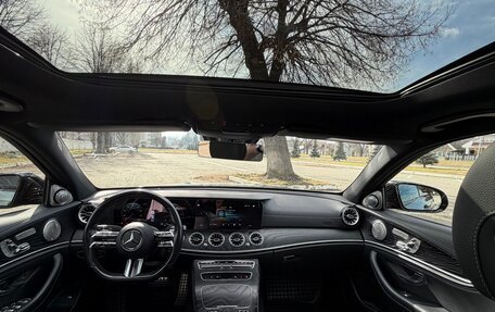 Mercedes-Benz E-Класс, 2021 год, 5 100 000 рублей, 5 фотография