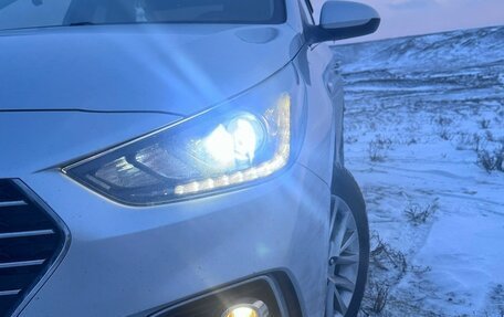 Hyundai Solaris II рестайлинг, 2017 год, 1 200 000 рублей, 5 фотография