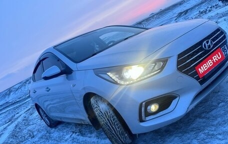 Hyundai Solaris II рестайлинг, 2017 год, 1 200 000 рублей, 3 фотография