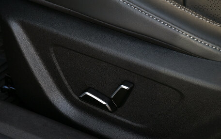 Geely Emgrand, 2024 год, 2 099 000 рублей, 15 фотография