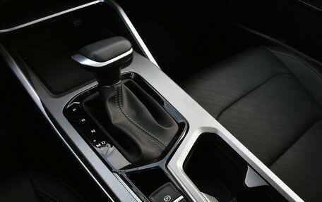 Geely Emgrand, 2024 год, 2 099 000 рублей, 16 фотография