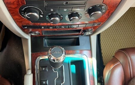 Jeep Commander, 2006 год, 1 500 000 рублей, 3 фотография