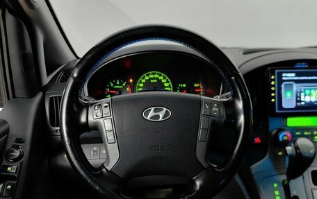 Hyundai Grand Starex Grand Starex I рестайлинг 2, 2008 год, 899 000 рублей, 13 фотография