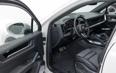 Porsche Cayenne III, 2025 год, 25 490 000 рублей, 7 фотография