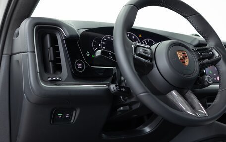 Porsche Cayenne III, 2025 год, 25 490 000 рублей, 14 фотография