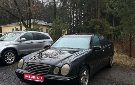 Mercedes-Benz E-Класс, 2000 год, 500 000 рублей, 4 фотография
