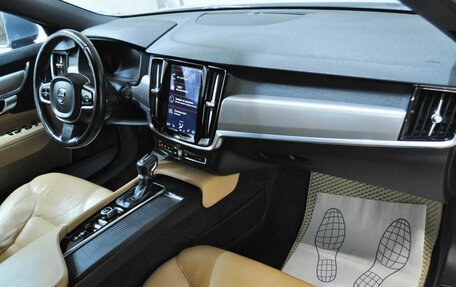 Volvo S90 II рестайлинг, 2017 год, 2 203 600 рублей, 5 фотография