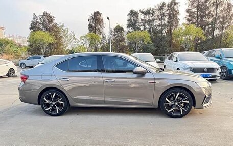 Skoda Octavia IV, 2022 год, 1 987 125 рублей, 4 фотография