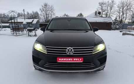 Volkswagen Touareg III, 2016 год, 3 400 000 рублей, 1 фотография
