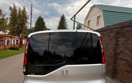 Honda Stepwgn IV, 2018 год, 2 000 000 рублей, 4 фотография