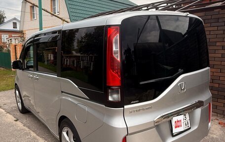 Honda Stepwgn IV, 2018 год, 2 000 000 рублей, 3 фотография