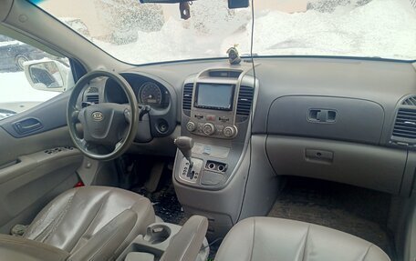 KIA Carnival III, 2008 год, 980 000 рублей, 7 фотография