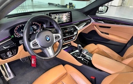 BMW 5 серия, 2021 год, 4 810 000 рублей, 8 фотография