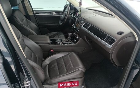 Volkswagen Touareg III, 2016 год, 3 400 000 рублей, 18 фотография