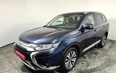 Mitsubishi Outlander III рестайлинг 3, 2019 год, 2 200 000 рублей, 1 фотография