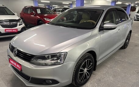 Volkswagen Jetta VI, 2013 год, 979 000 рублей, 1 фотография