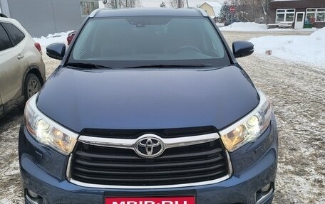 Toyota Highlander III, 2014 год, 3 200 000 рублей, 1 фотография