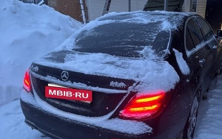 Mercedes-Benz E-Класс, 2019 год, 2 600 000 рублей, 2 фотография