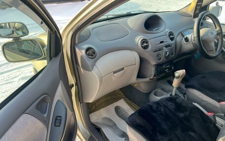 Toyota Platz, 1999 год, 399 000 рублей, 10 фотография