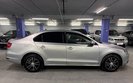 Volkswagen Jetta VI, 2013 год, 979 000 рублей, 4 фотография