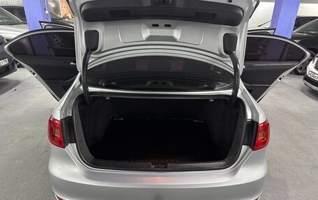 Volkswagen Jetta VI, 2013 год, 979 000 рублей, 20 фотография