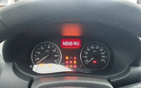 Renault Sandero I, 2013 год, 795 000 рублей, 2 фотография