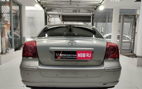 Toyota Avensis III рестайлинг, 2003 год, 790 000 рублей, 5 фотография