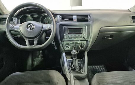 Volkswagen Jetta VI, 2015 год, 1 199 000 рублей, 10 фотография