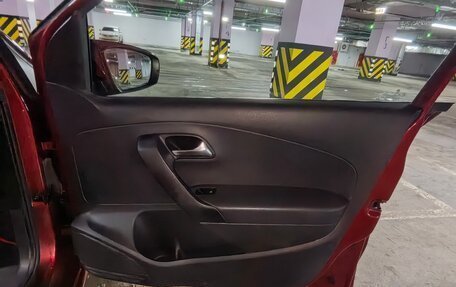 Volkswagen Polo VI (EU Market), 2016 год, 1 060 000 рублей, 28 фотография