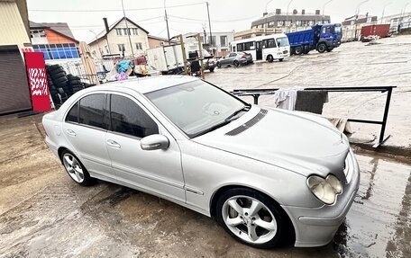 Mercedes-Benz C-Класс, 2005 год, 530 000 рублей, 5 фотография