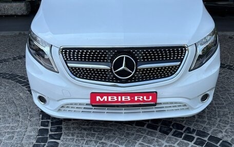 Mercedes-Benz Vito, 2015 год, 2 750 000 рублей, 3 фотография