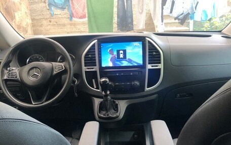 Mercedes-Benz Vito, 2015 год, 2 750 000 рублей, 13 фотография