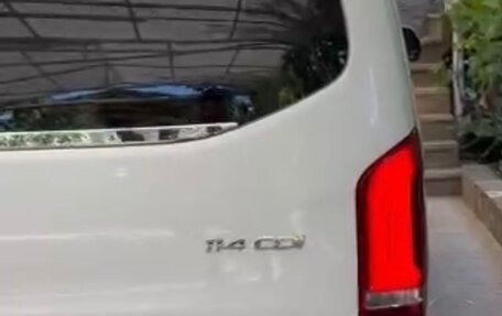 Mercedes-Benz Vito, 2015 год, 2 750 000 рублей, 15 фотография