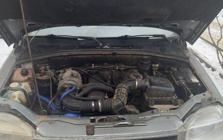 Chevrolet Niva I рестайлинг, 2004 год, 244 000 рублей, 12 фотография