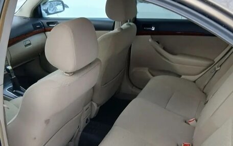 Toyota Avensis III рестайлинг, 2005 год, 670 000 рублей, 11 фотография