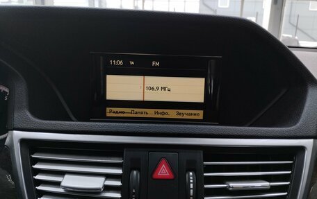 Mercedes-Benz E-Класс, 2010 год, 1 100 000 рублей, 8 фотография