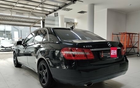 Mercedes-Benz E-Класс, 2010 год, 1 100 000 рублей, 4 фотография