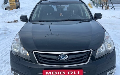 Subaru Outback IV рестайлинг, 2011 год, 990 000 рублей, 2 фотография