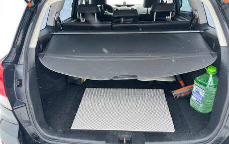 Subaru Outback IV рестайлинг, 2011 год, 990 000 рублей, 24 фотография