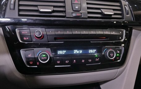 BMW 3 серия, 2016 год, 2 240 000 рублей, 15 фотография