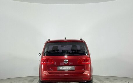 Volkswagen Touran III, 2010 год, 1 070 000 рублей, 5 фотография
